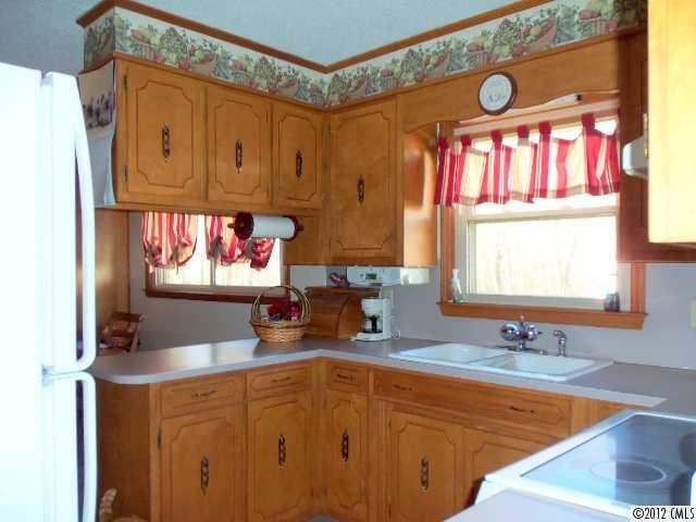 2217 Brookwood Road Lincolnton, NC 28092 - Photo 6 of 16 Gallery Image 6