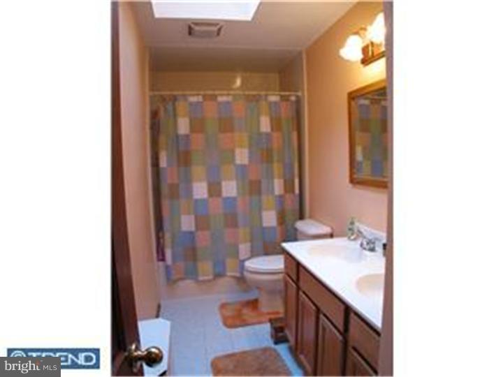 10 Brandywine Road Laurel Springs, NJ 08021 - Photo 4 of 12 Bathroom