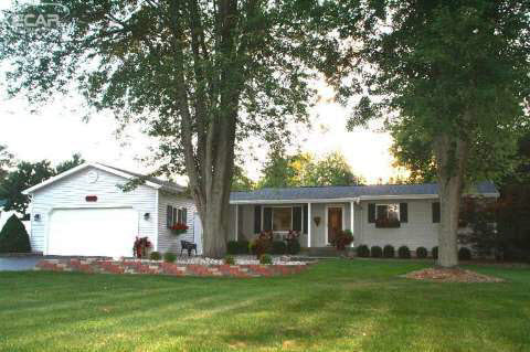 7425 Gillette Road Flushing, MI 48433 - Photo 1 of 46 20449112.JPG