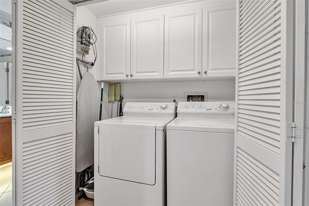 3840 Mariners Way, Unit 514A Cortez, FL 34215 - Photo 25 of 33 a utility room with dryer and washer