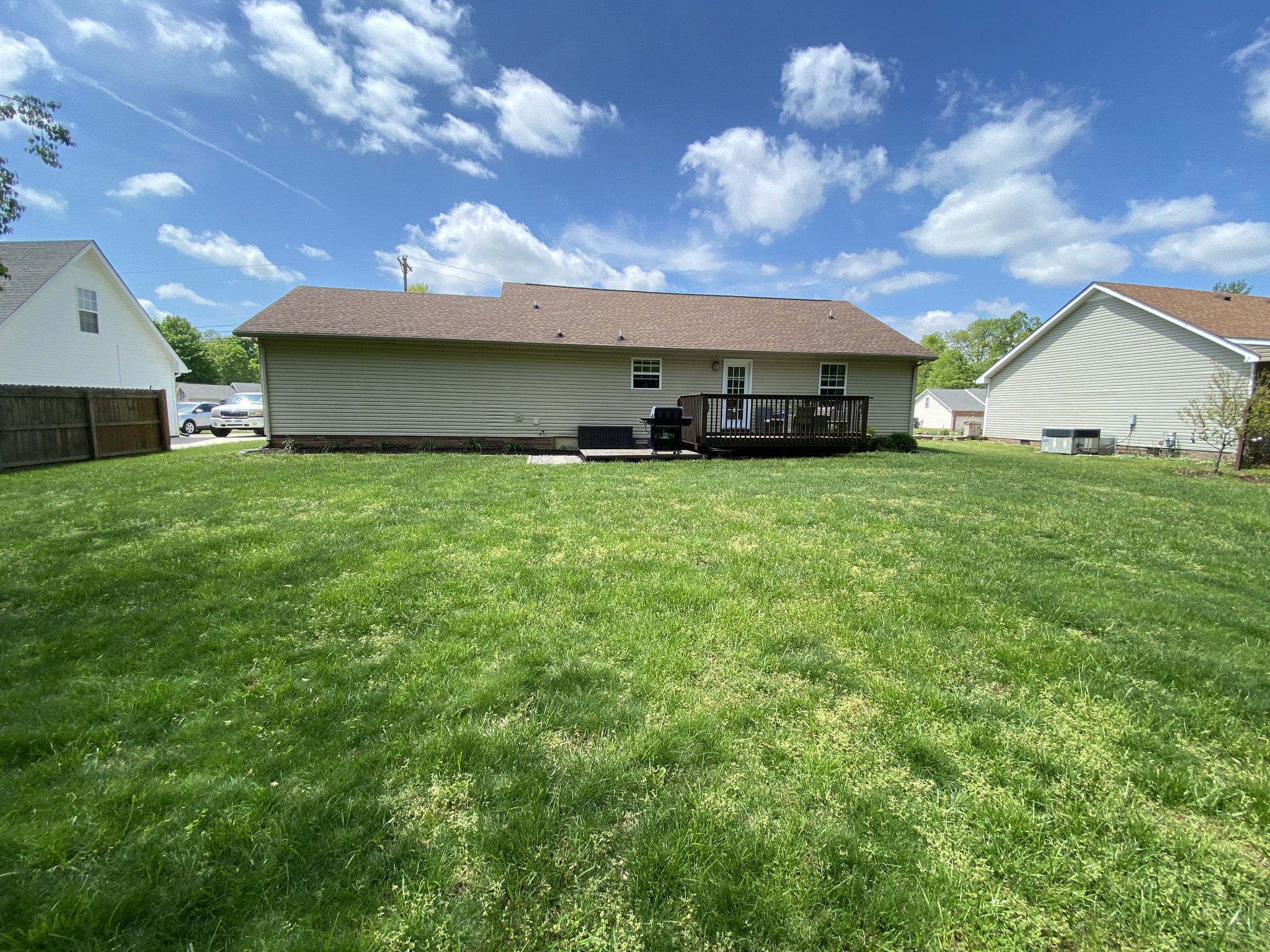 1635 Windriver Road Clarksville, TN 37040 - Photo 5 of 42 Gallery Image 5
