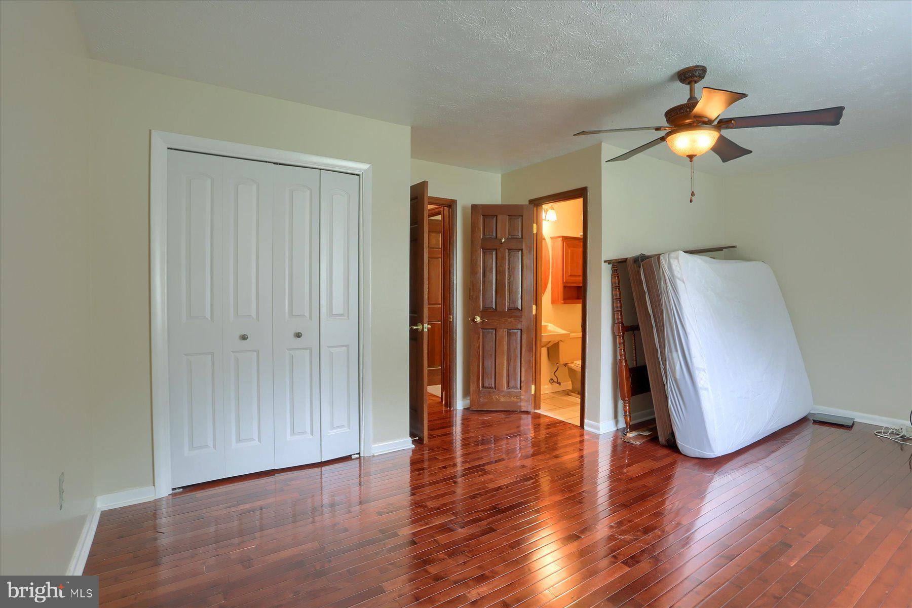 3304 Ridgeway Road Harrisburg, PA 17109 - Photo 16 of 49 1st Floor Primary