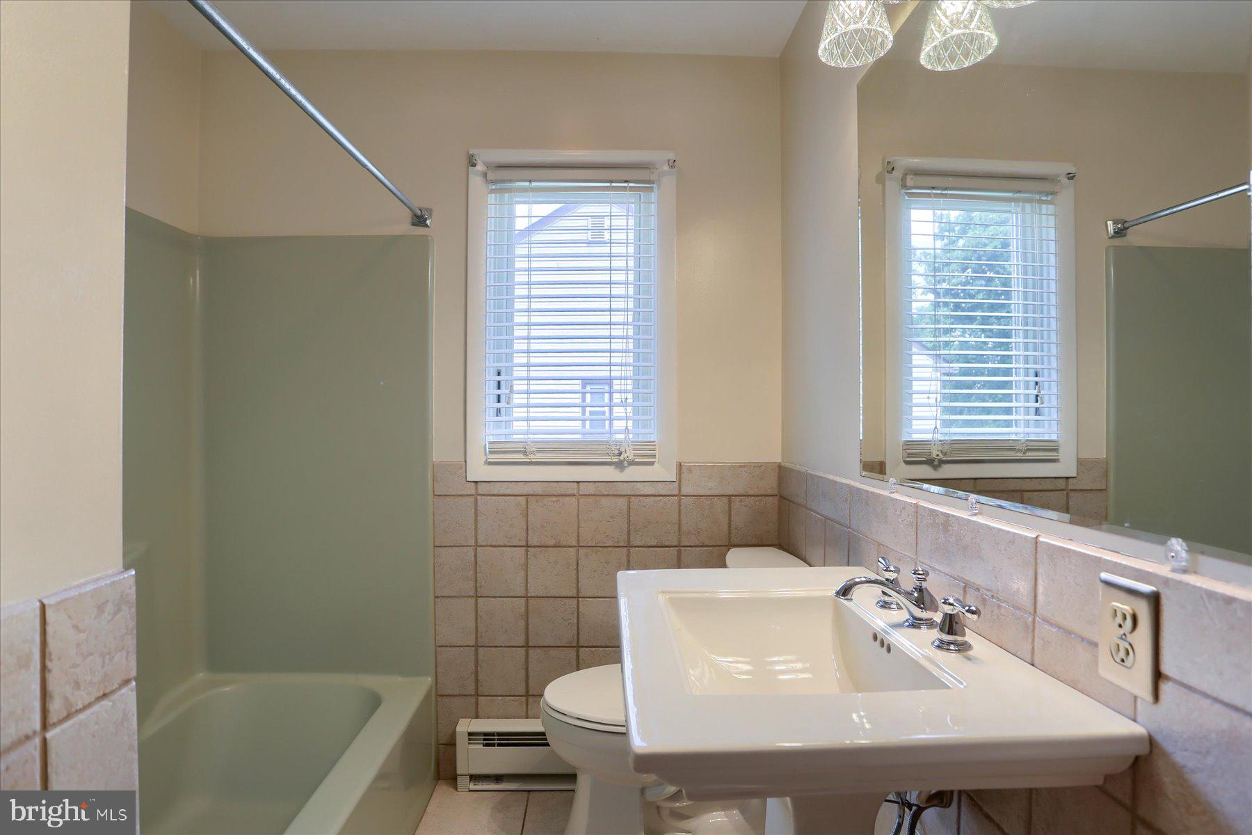 3304 Ridgeway Road Harrisburg, PA 17109 - Photo 19 of 49 1st Floor /2nd Bathroom