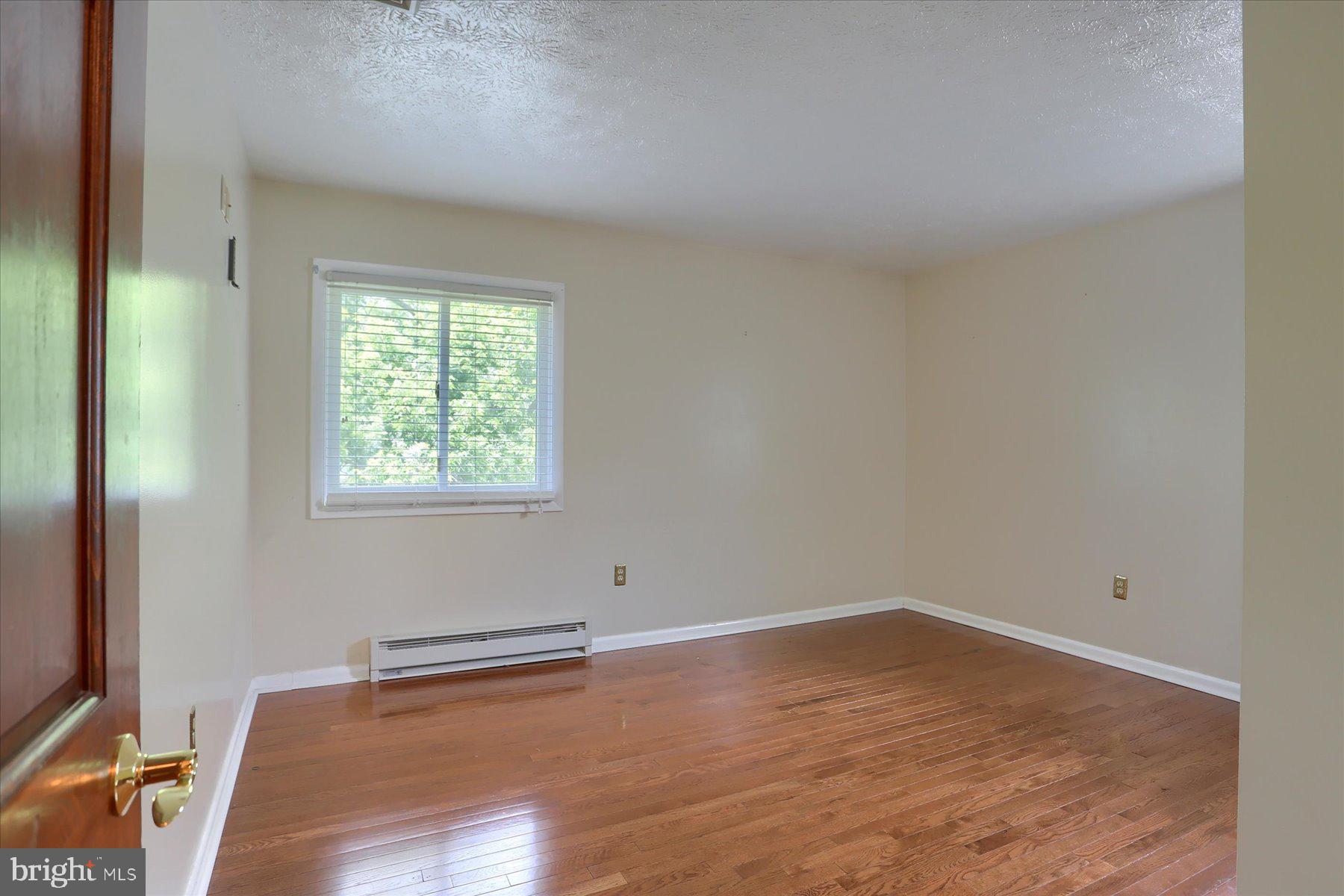 3304 Ridgeway Road Harrisburg, PA 17109 - Photo 20 of 49 1st Floor Bedroom