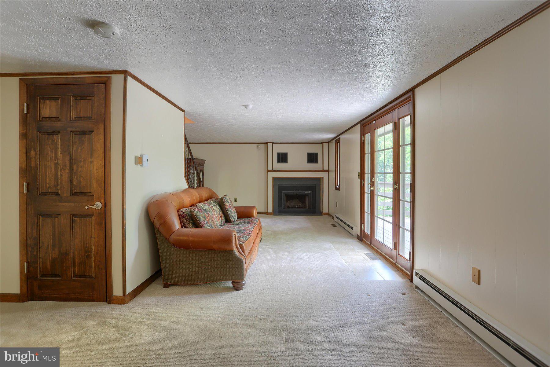 3304 Ridgeway Road Harrisburg, PA 17109 - Photo 24 of 49 Family Room w/fireplace