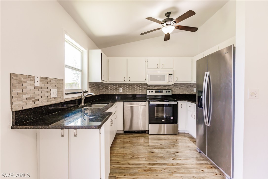 9044 Henry Road Fort Myers, FL 33967 - Photo 12 of 27 Gallery Image 12