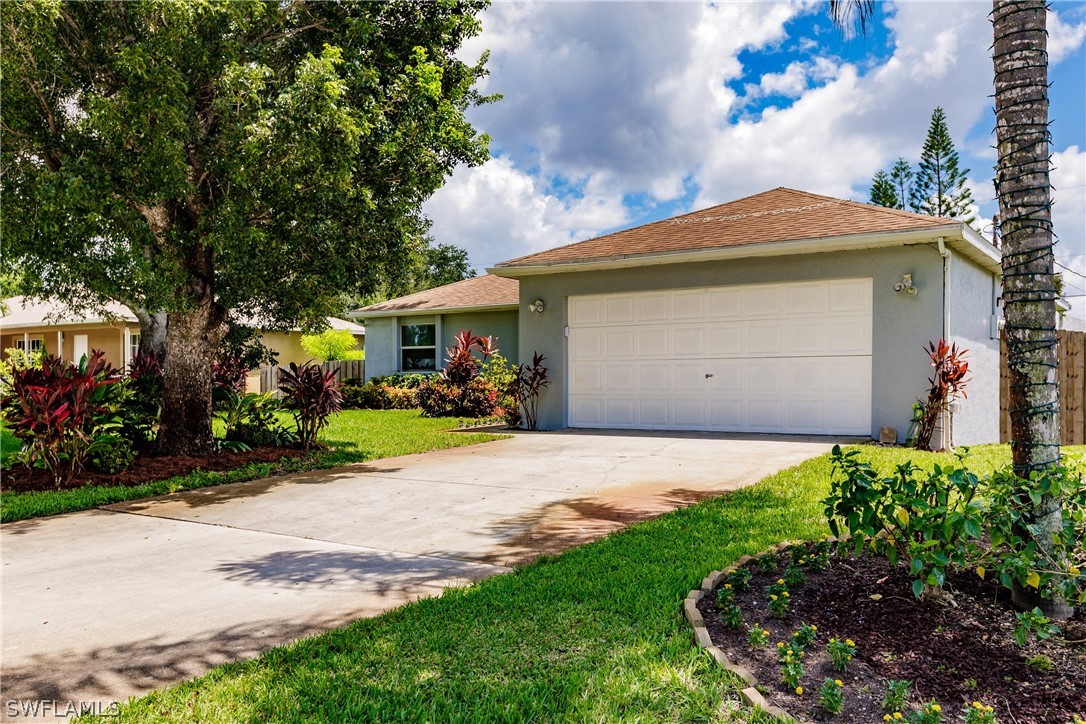 9044 Henry Road Fort Myers, FL 33967 - Photo 2 of 27 Gallery Image 2