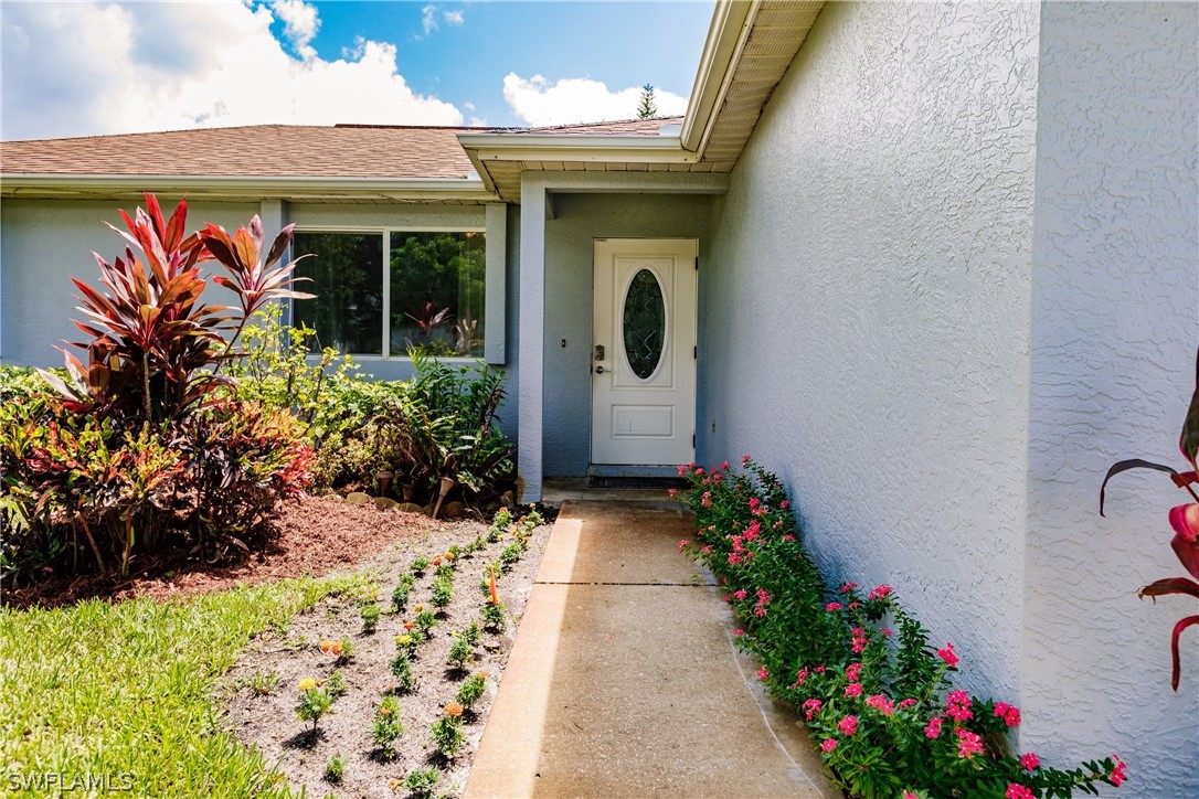9044 Henry Road Fort Myers, FL 33967 - Photo 6 of 27 Gallery Image 6