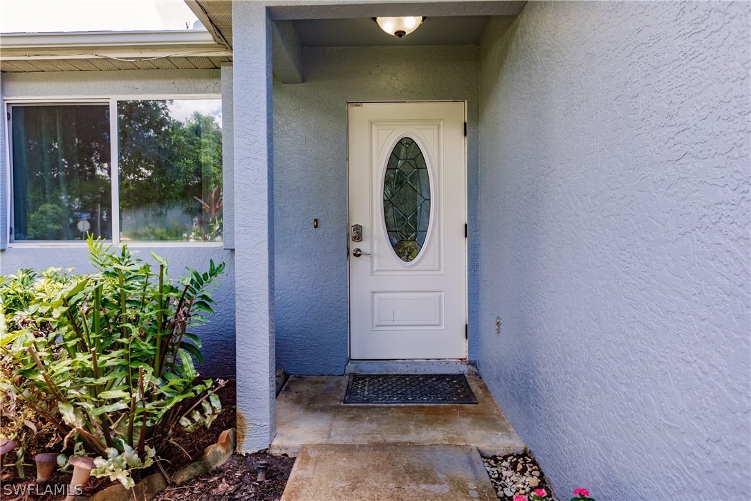 9044 Henry Road Fort Myers, FL 33967 - Photo 7 of 27 Gallery Image 7