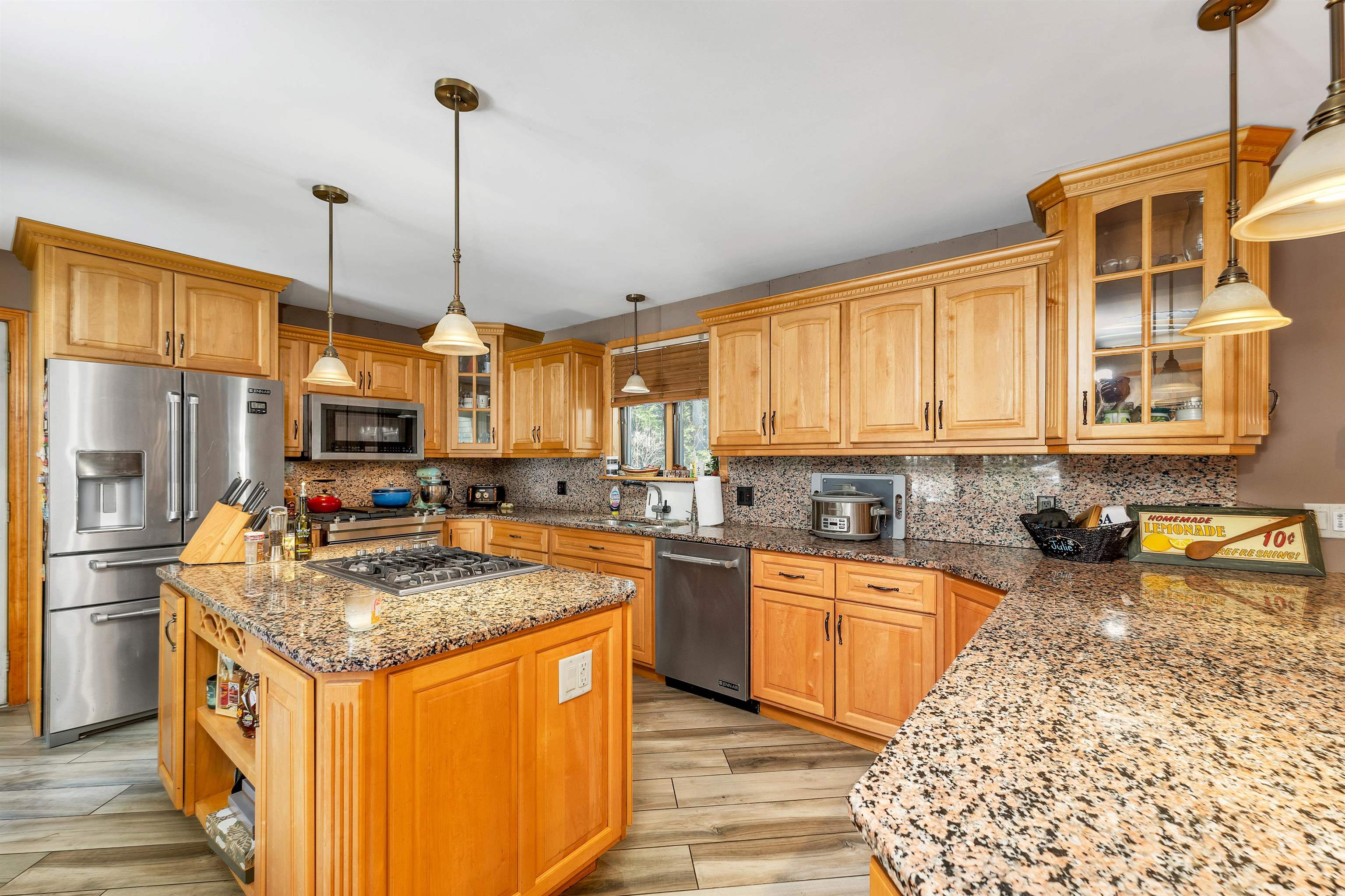 48 Maple Manor Road Conway, NH 03813 - Photo 7 of 57