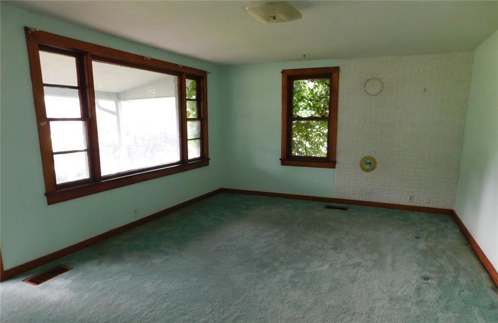 162 Carthage Road Charlottesville, IN 46117 - Photo 3 of 12 Gallery Image 3
