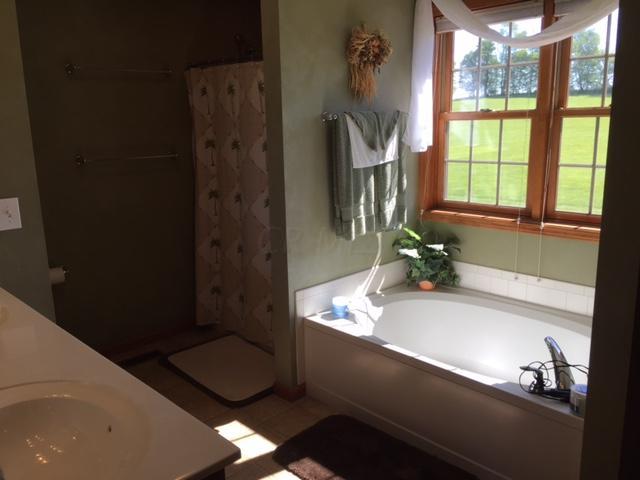 2994 Fairfield Union Road Northeast Lancaster, OH 43130 - Photo 17 of 37 Gallery Image 17