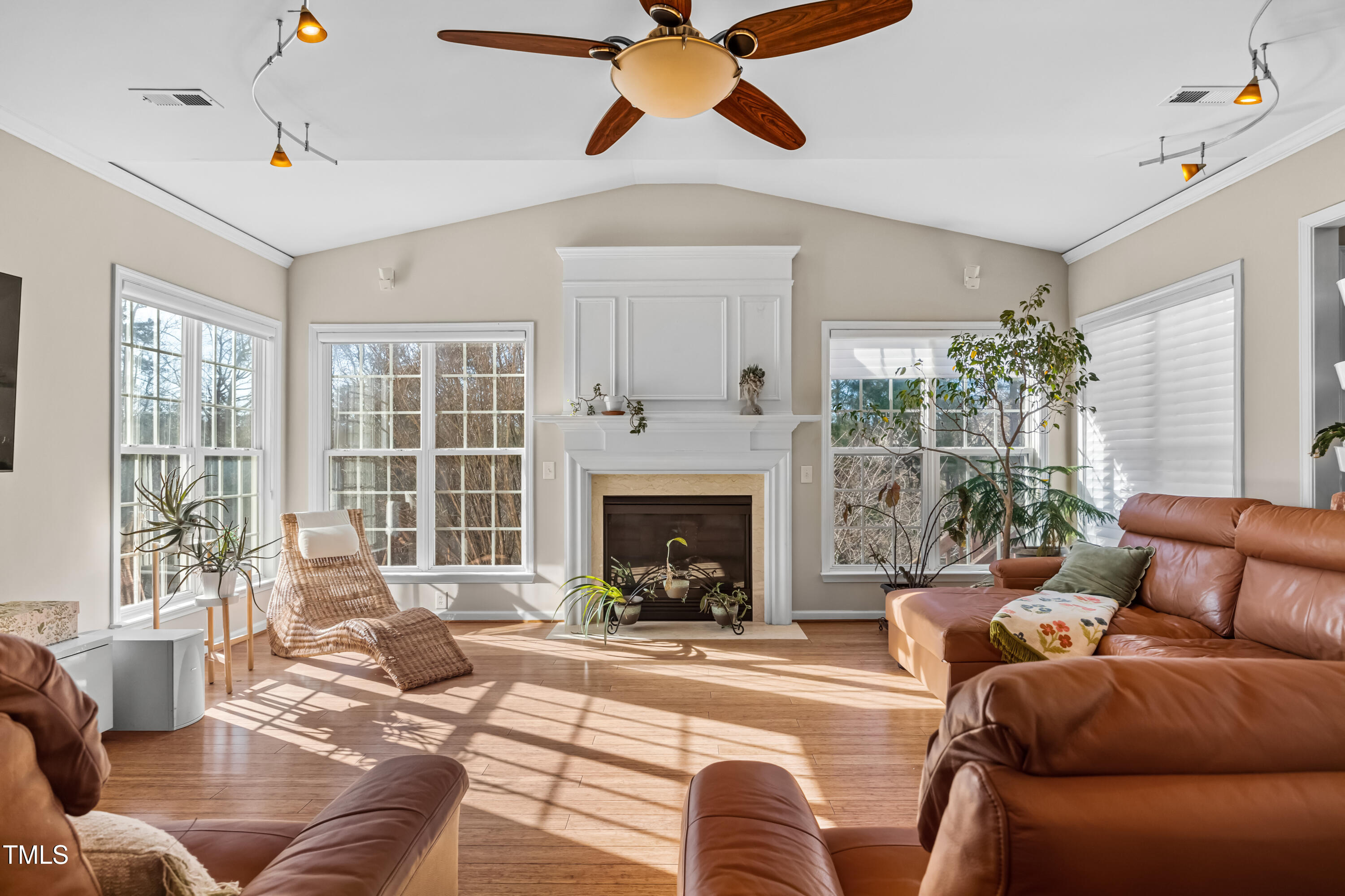 7772 Silver View Lane Raleigh, NC 27613 - Photo 4 of 55 Living 2