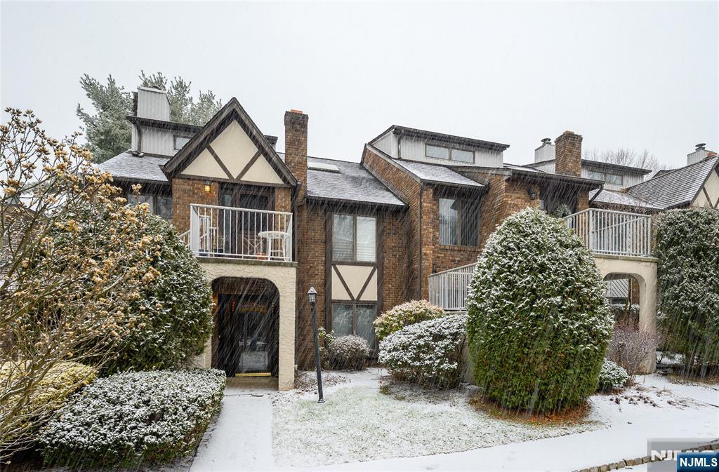 900 Valley Road, Unit D010 Clifton, NJ 07013 - Photo 16 of 16