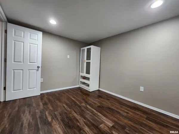$139,000 | 270 South Birks Street, Decatur, IL 62522