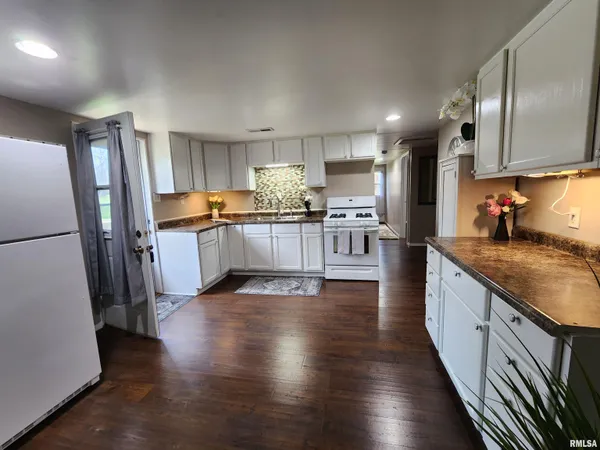 $139,000 | 270 South Birks Street, Decatur, IL 62522
