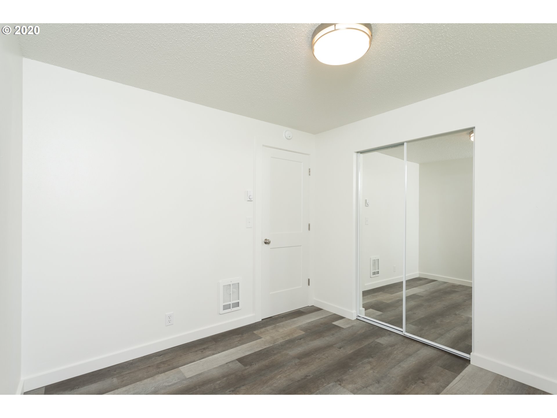 5986 F Street Springfield, OR 97478 - Photo 15 of 21