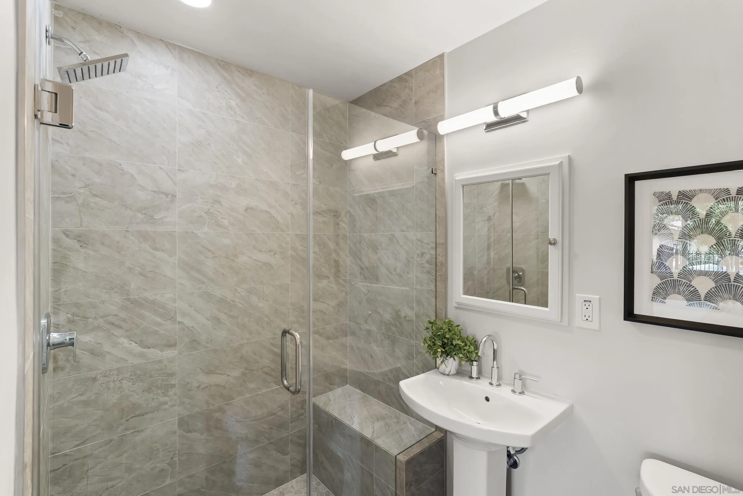 709 Convertible Lane Fallbrook, CA 92028 - Photo 22 of 43