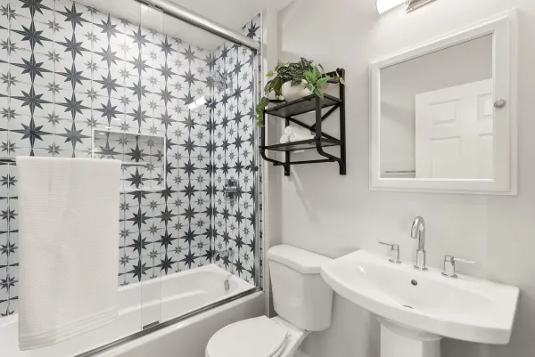 $699,000 | 709 Convertible Lane, Fallbrook, CA 92028