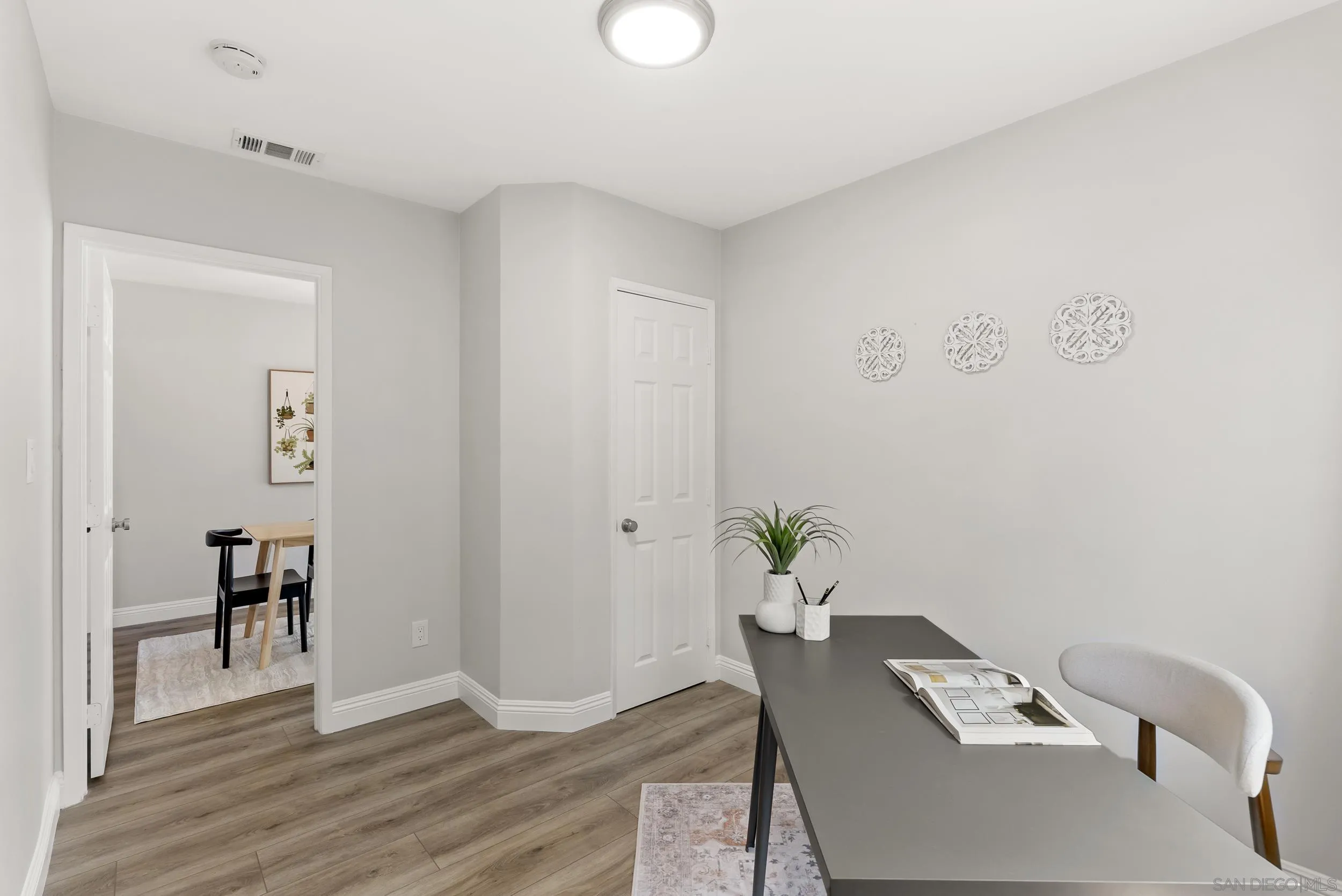 709 Convertible Lane Fallbrook, CA 92028 - Photo 27 of 43