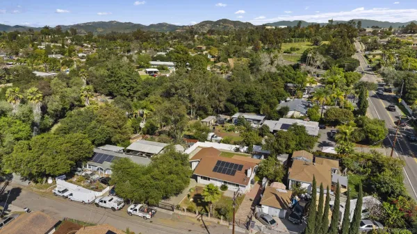 $699,000 | 709 Convertible Lane, Fallbrook, CA 92028