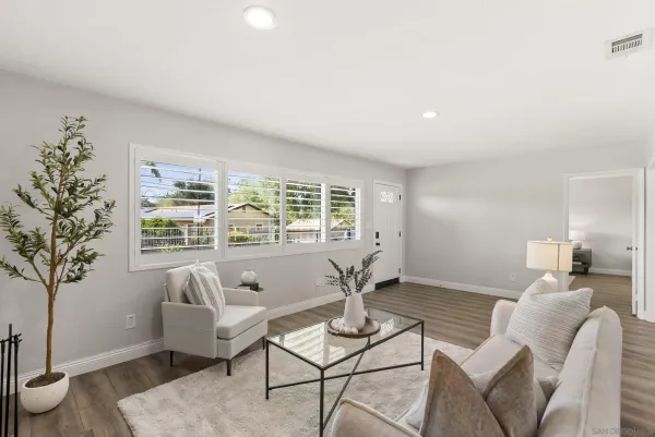 $699,000 | 709 Convertible Lane, Fallbrook, CA 92028