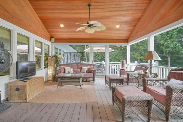 $579,900 | 7018 Swallow Road, Cannelton, IN 47520