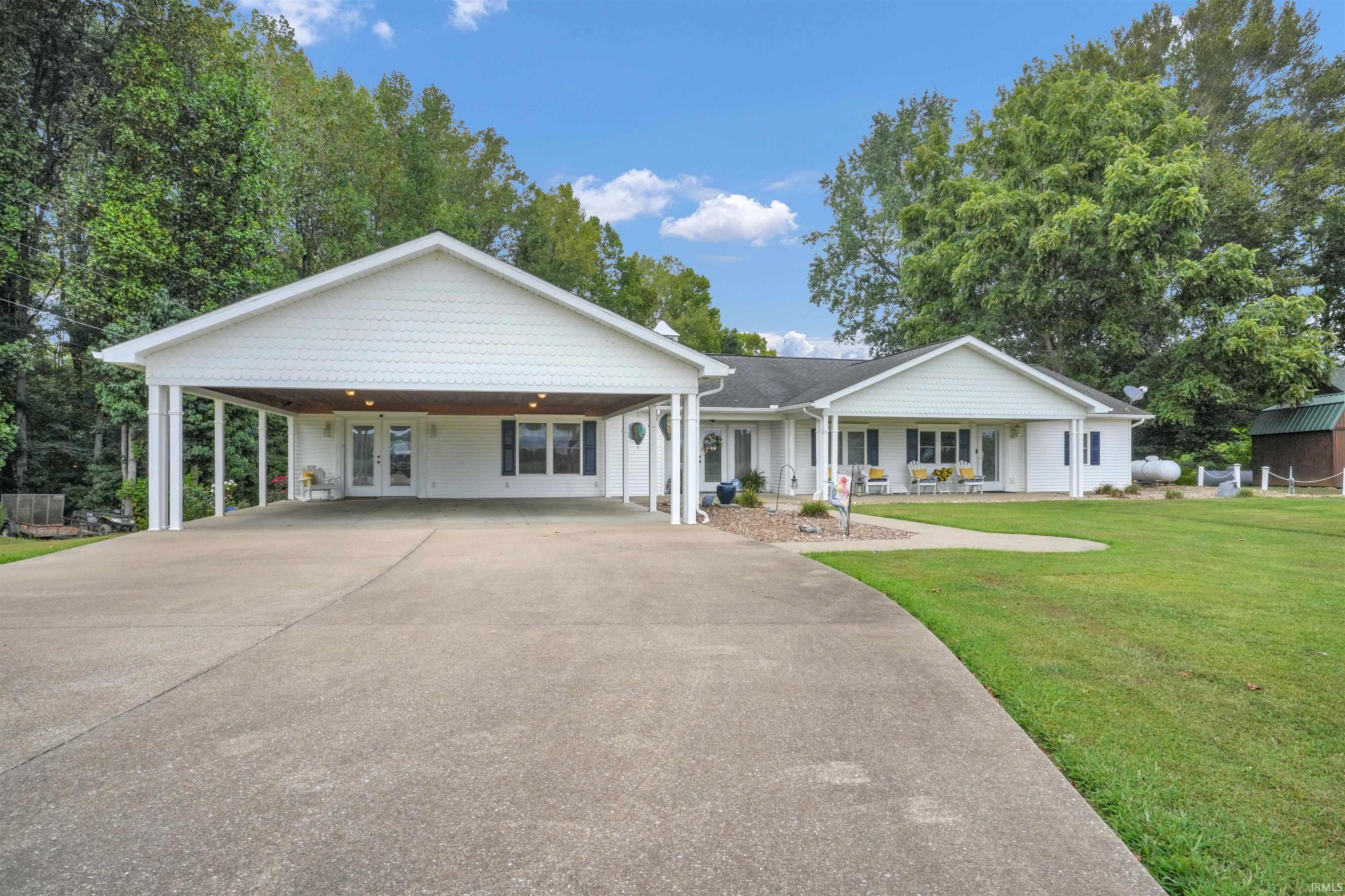 7018 Swallow Road Cannelton, IN 47520 - Photo 3 of 36