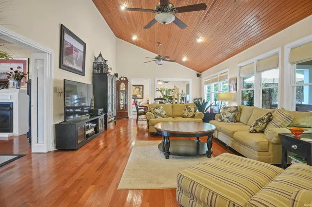 $579,900 | 7018 Swallow Road, Cannelton, IN 47520