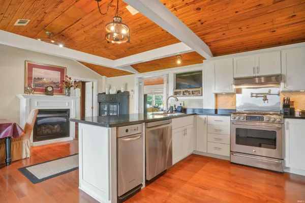 $579,900 | 7018 Swallow Road, Cannelton, IN 47520