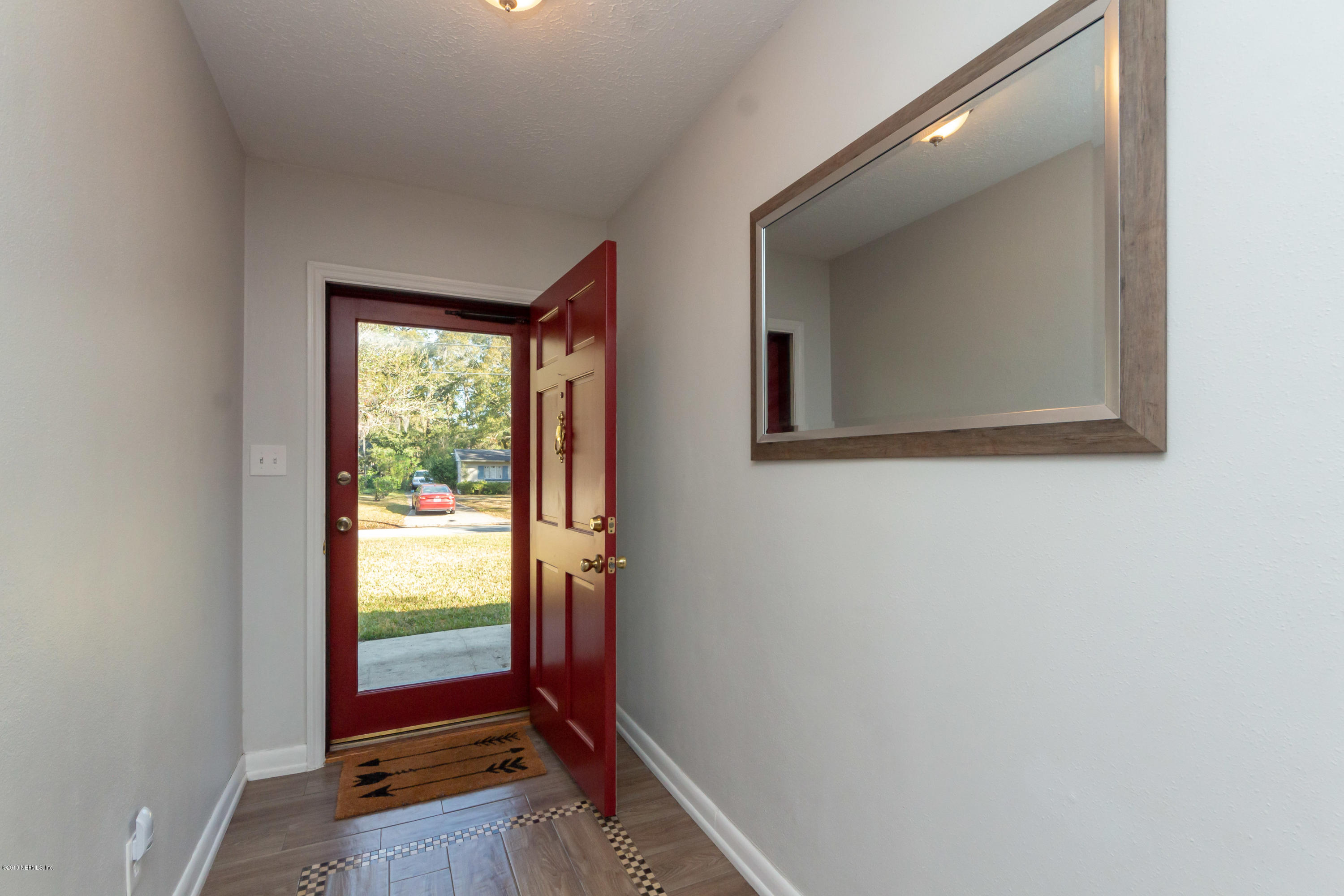 4252 Rapallo Road Jacksonville, FL 32244 - Photo 3 of 36 Foyer
