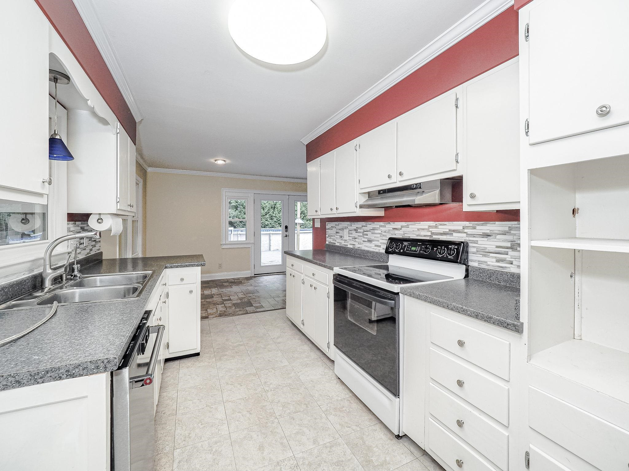 1314 Trinity Circle Raleigh, NC 27607 - Photo 10 of 34 Photo 10