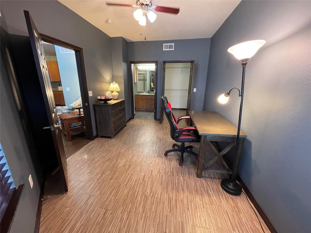 2502 Leon Street, Unit 505 Austin, TX 78705 - Photo 10 of 28