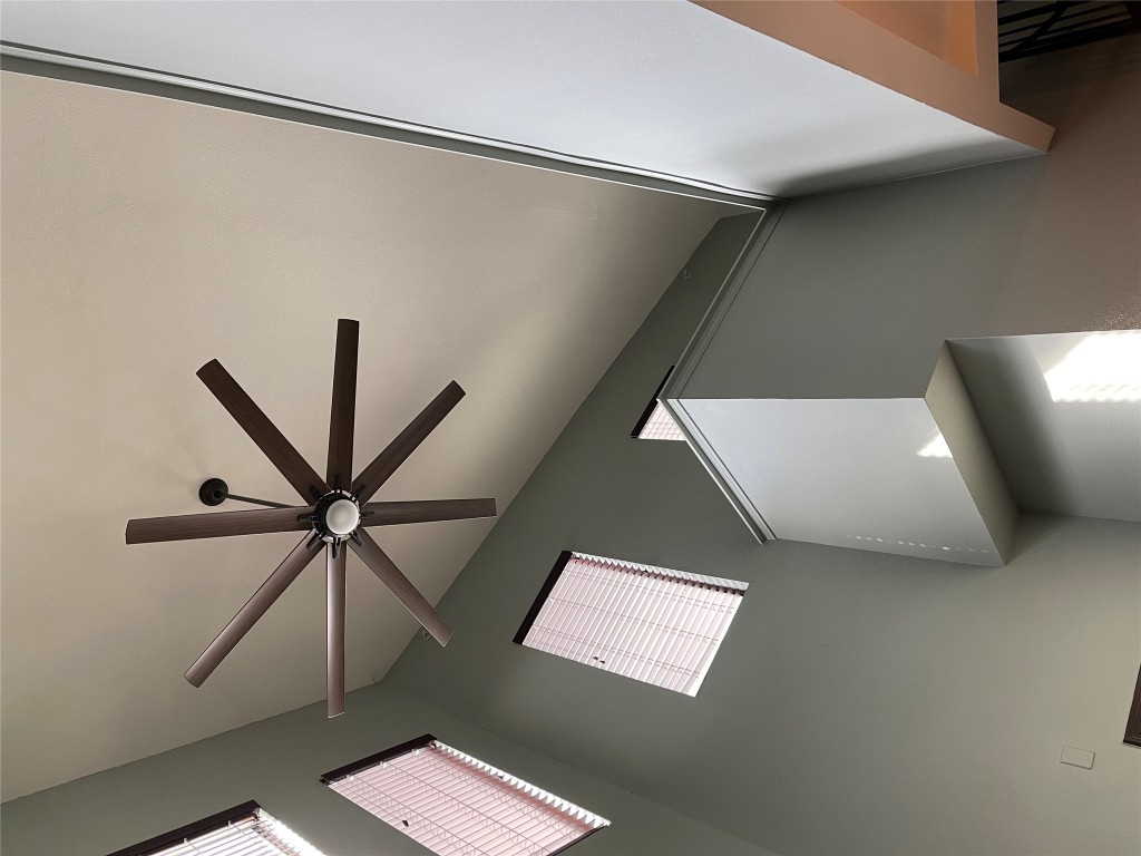 2502 Leon Street, Unit 505 Austin, TX 78705 - Photo 18 of 28 a view of an entryway