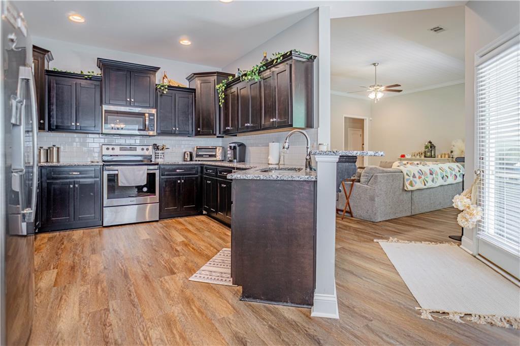 266 Lee Road Phenix City, AL 36870 - Photo 8 of 26 Gallery Image 8