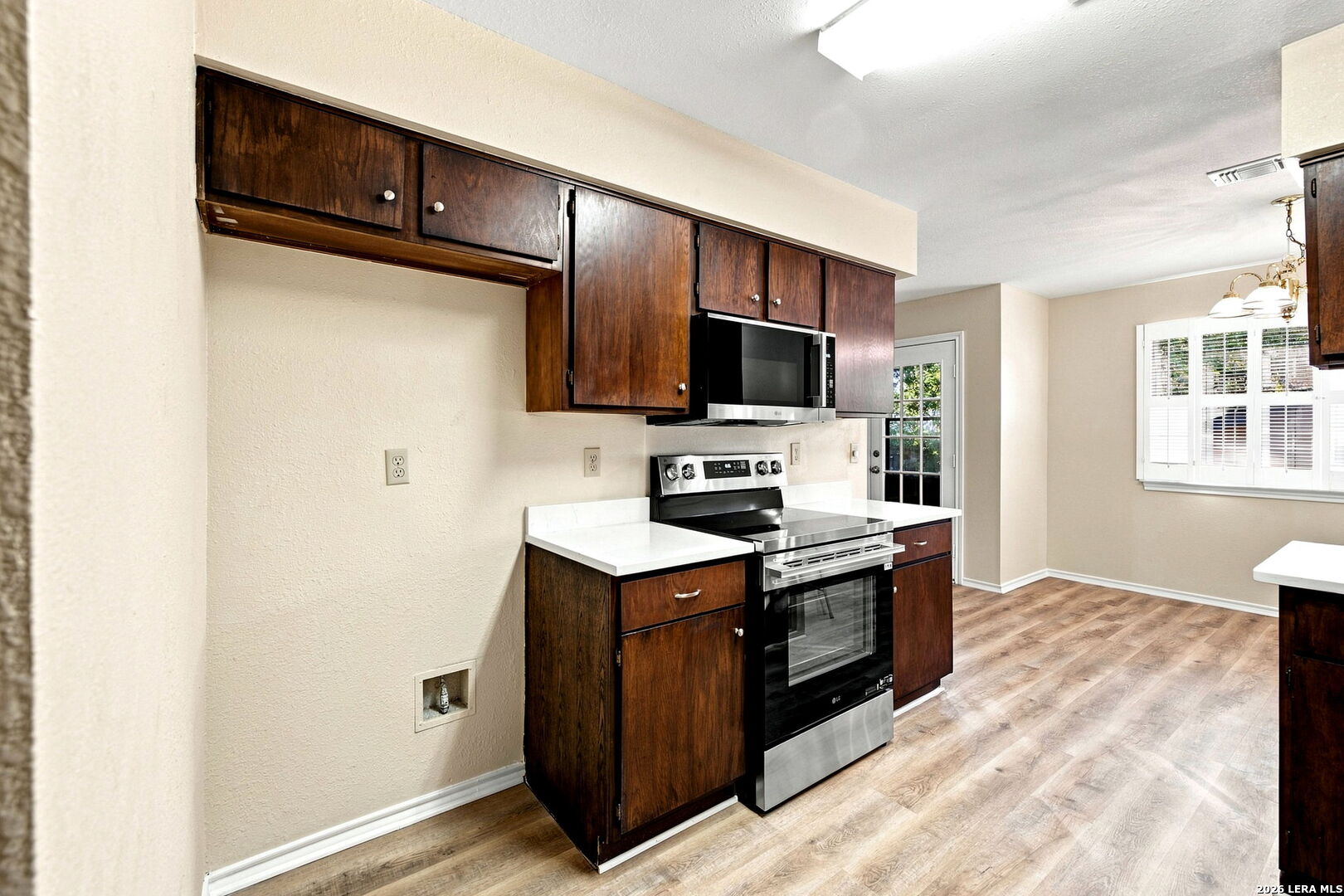 9312 Dover Ridge San Antonio, TX 78250 - Photo 14 of 38 Gallery Image 14