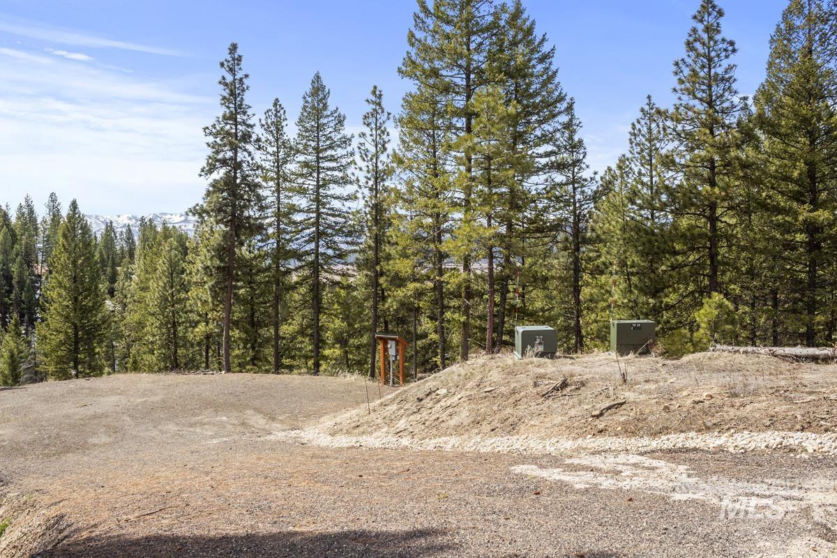 17 Tito Trail Cascade, ID 83611 - Photo 8 of 16