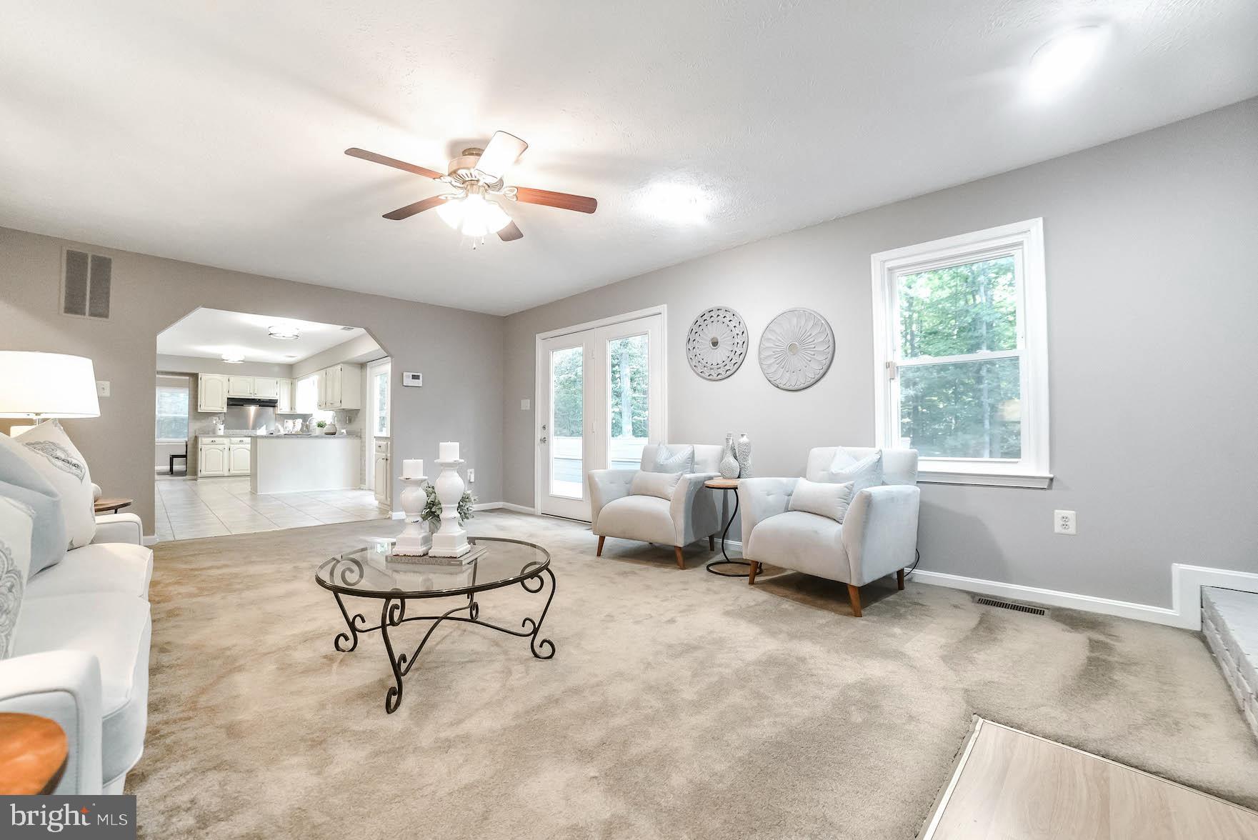 8508 Ridgeline Terrace Waldorf, MD 20603 - Photo 11 of 42 Family Room