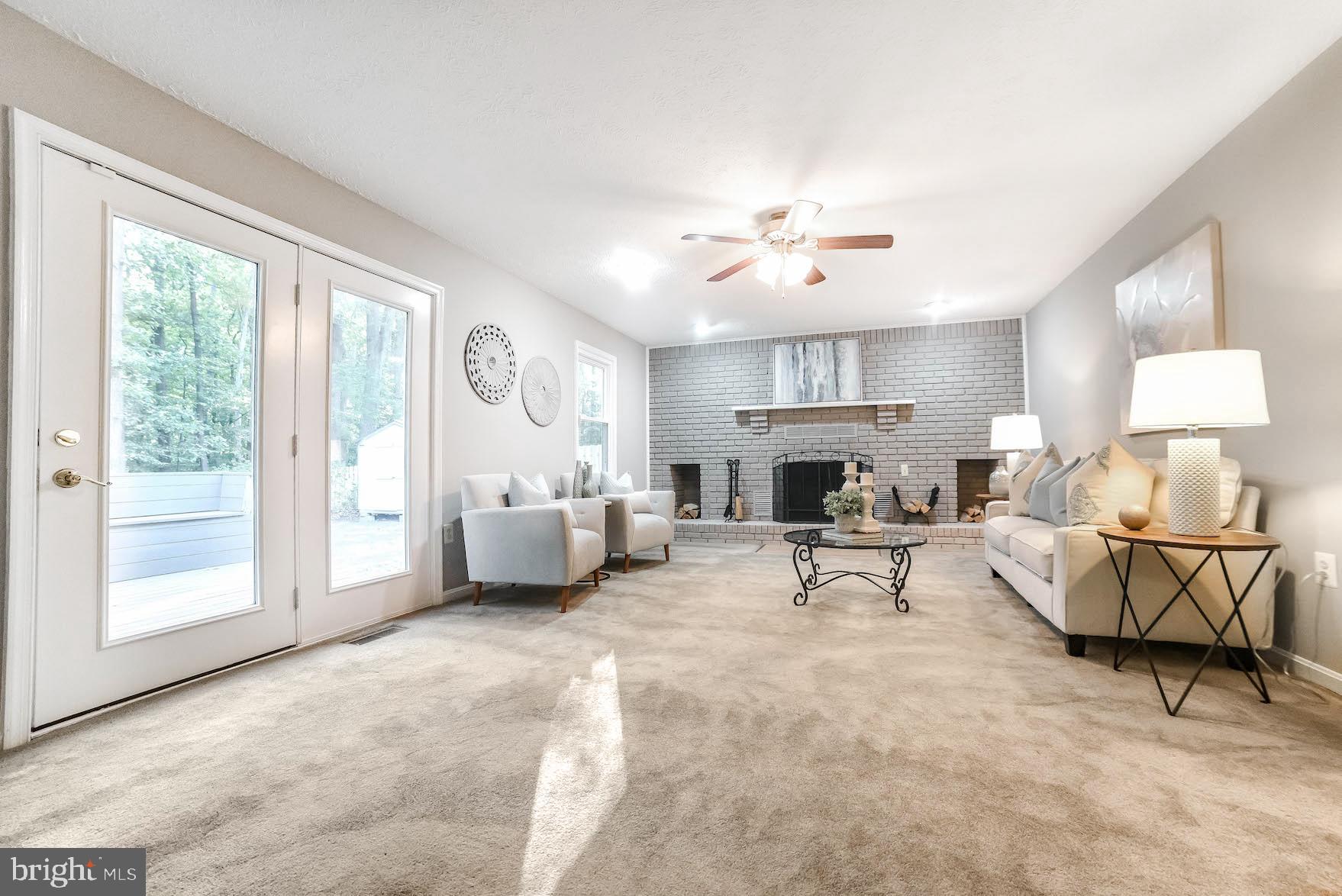 8508 Ridgeline Terrace Waldorf, MD 20603 - Photo 12 of 42 Family Room