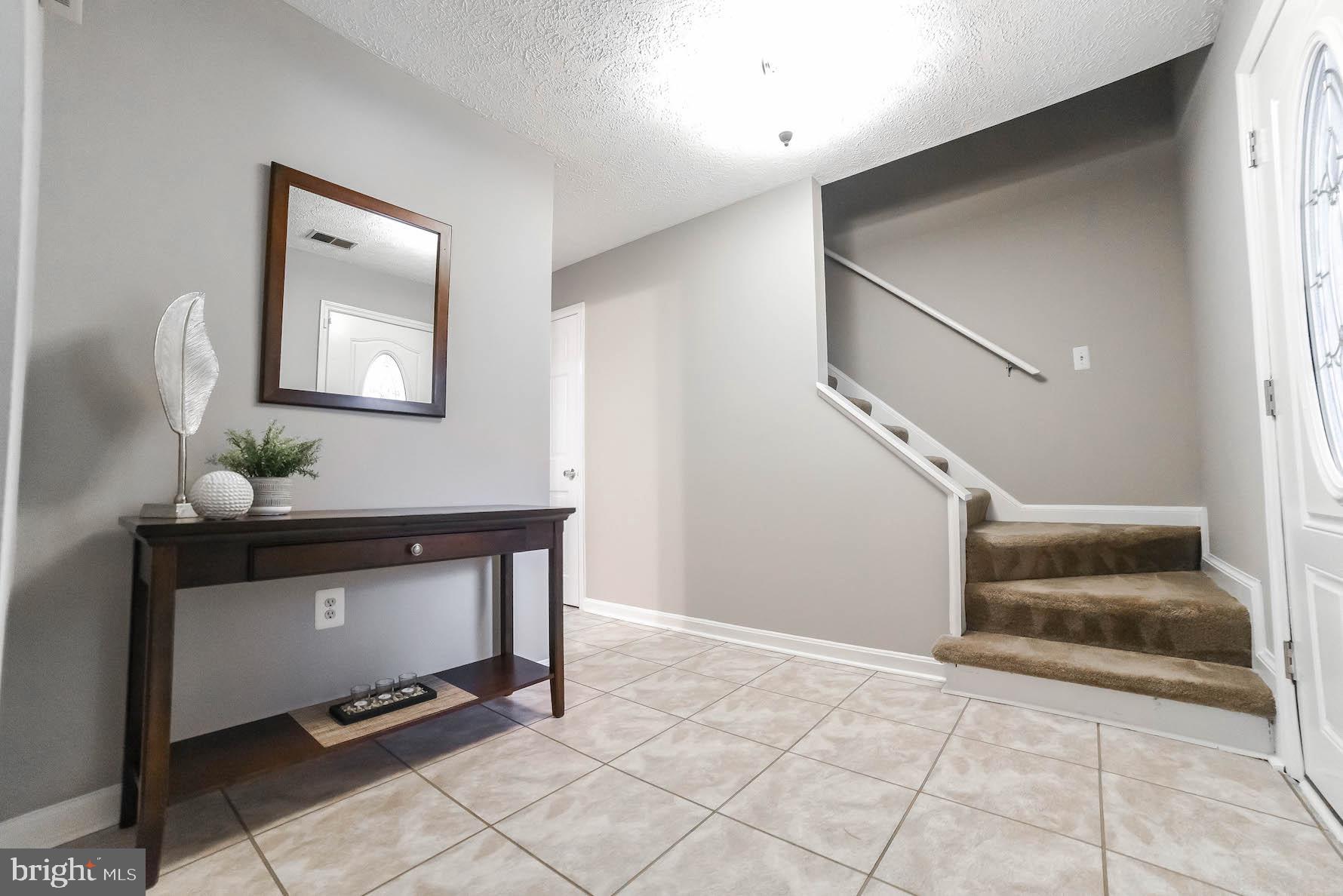 8508 Ridgeline Terrace Waldorf, MD 20603 - Photo 21 of 42 Foyer