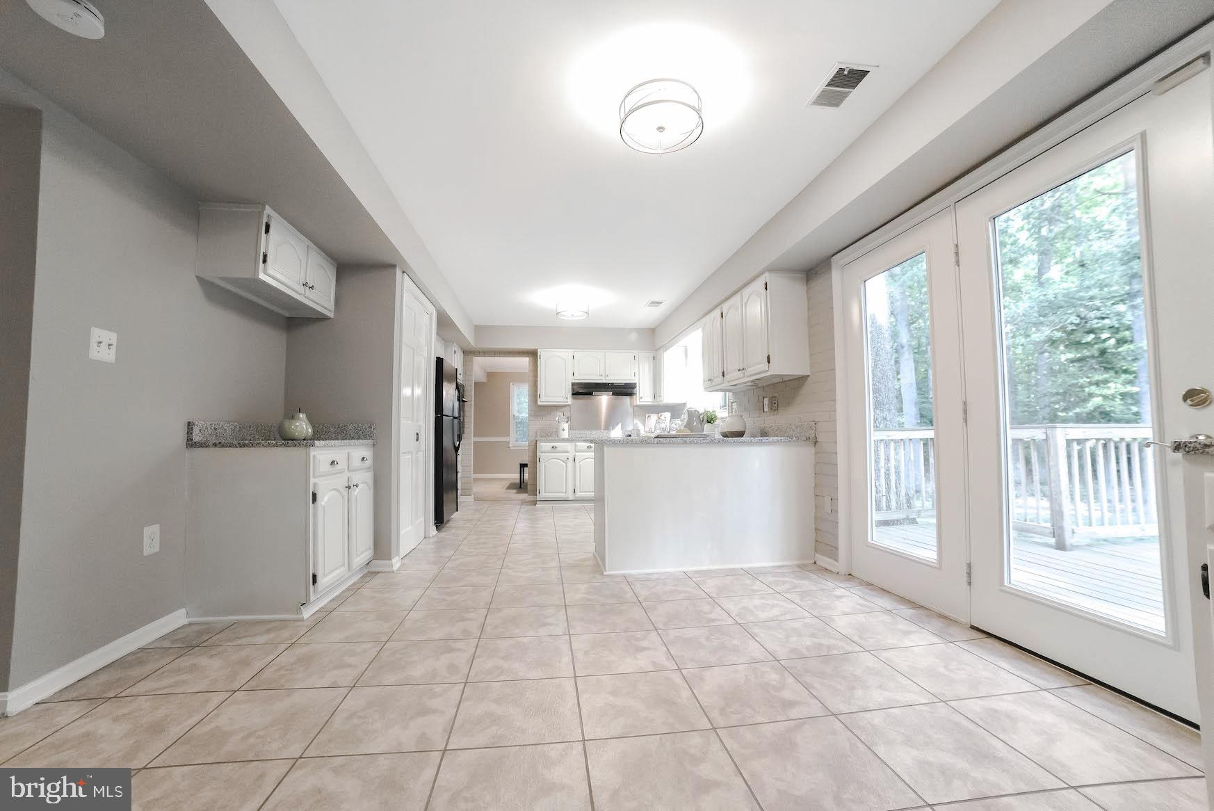 8508 Ridgeline Terrace Waldorf, MD 20603 - Photo 7 of 42 Kitchen
