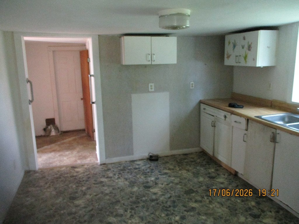 625 Stoney Battery Road Marion, VA 24354 - Photo 6 of 23 Gallery Image 6