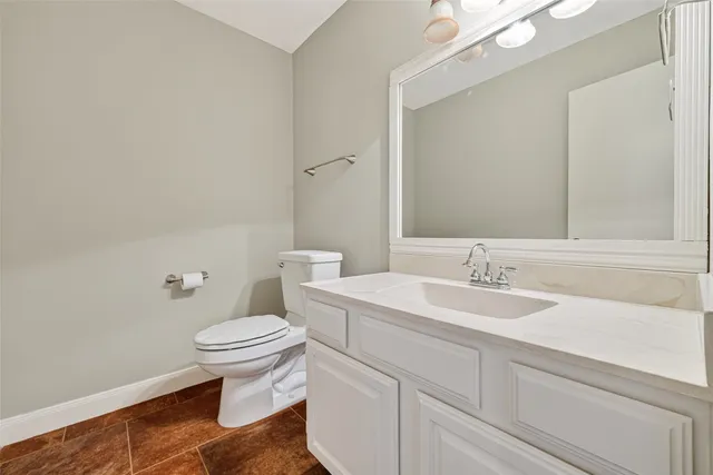 $499,900 | 13106 Ivyside Drive, Houston, TX 77077