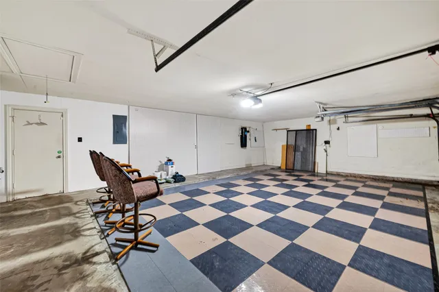 $499,900 | 13106 Ivyside Drive, Houston, TX 77077