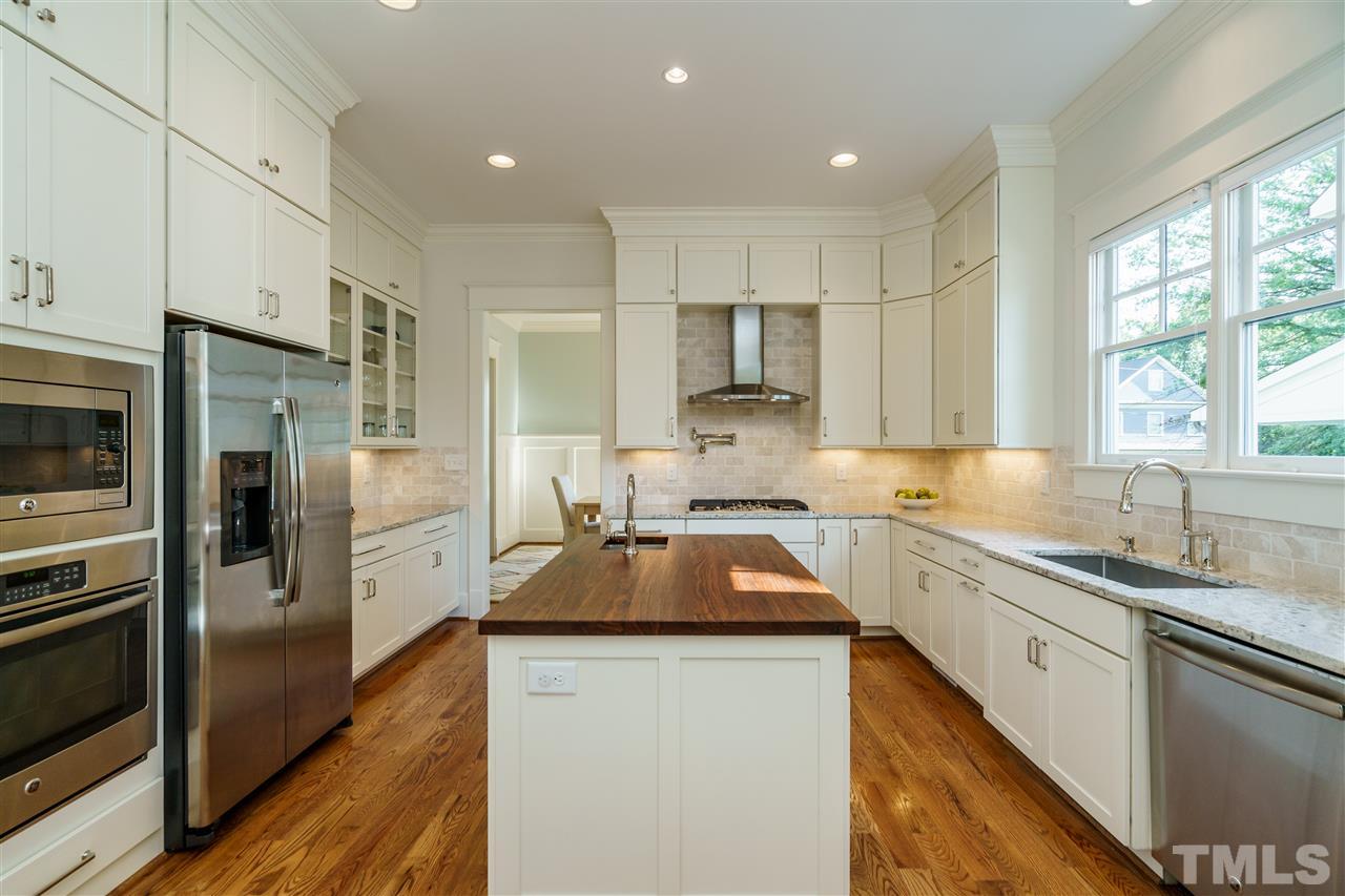 516 Peebles Street Raleigh, NC 27608 - Photo 11 of 30