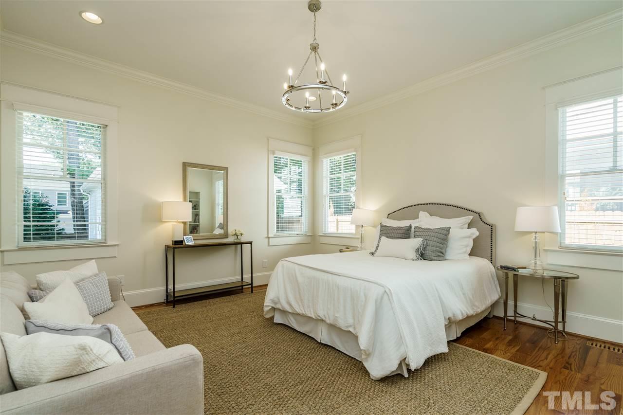 516 Peebles Street Raleigh, NC 27608 - Photo 16 of 30