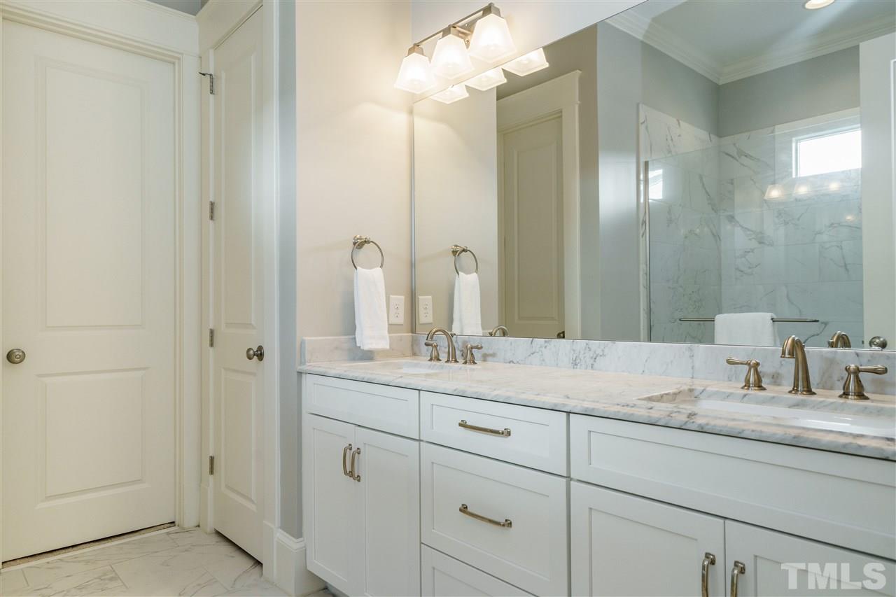 516 Peebles Street Raleigh, NC 27608 - Photo 17 of 30
