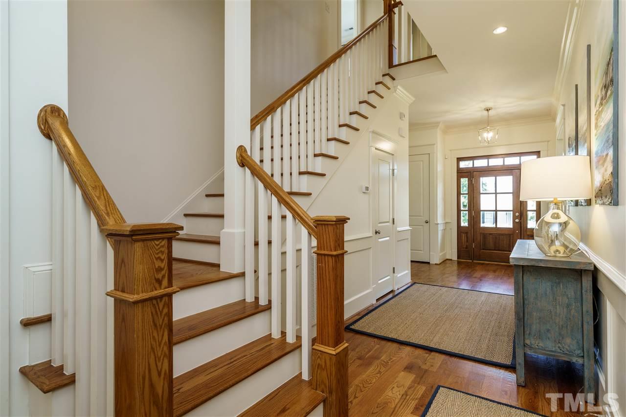 516 Peebles Street Raleigh, NC 27608 - Photo 6 of 30