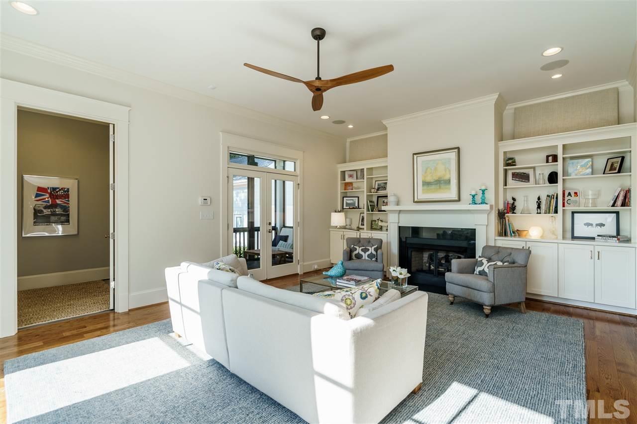 516 Peebles Street Raleigh, NC 27608 - Photo 7 of 30