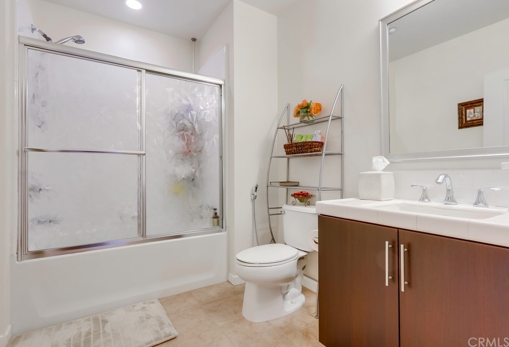 21 Gramercy, Unit 319 Irvine, CA 92612 - Photo 26 of 49